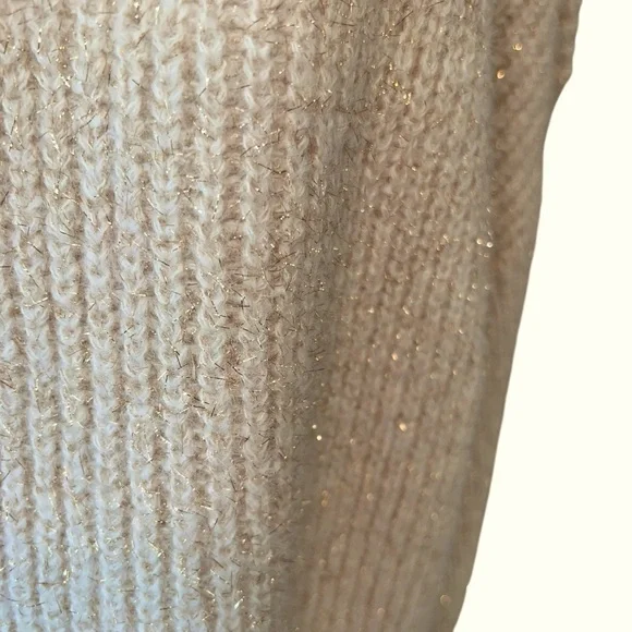 Boden Ivory Sparkle Ribbed Fluffy V-Neck Sweater Oversized Metallic Thread Sz 12 - Picture 7 of 15